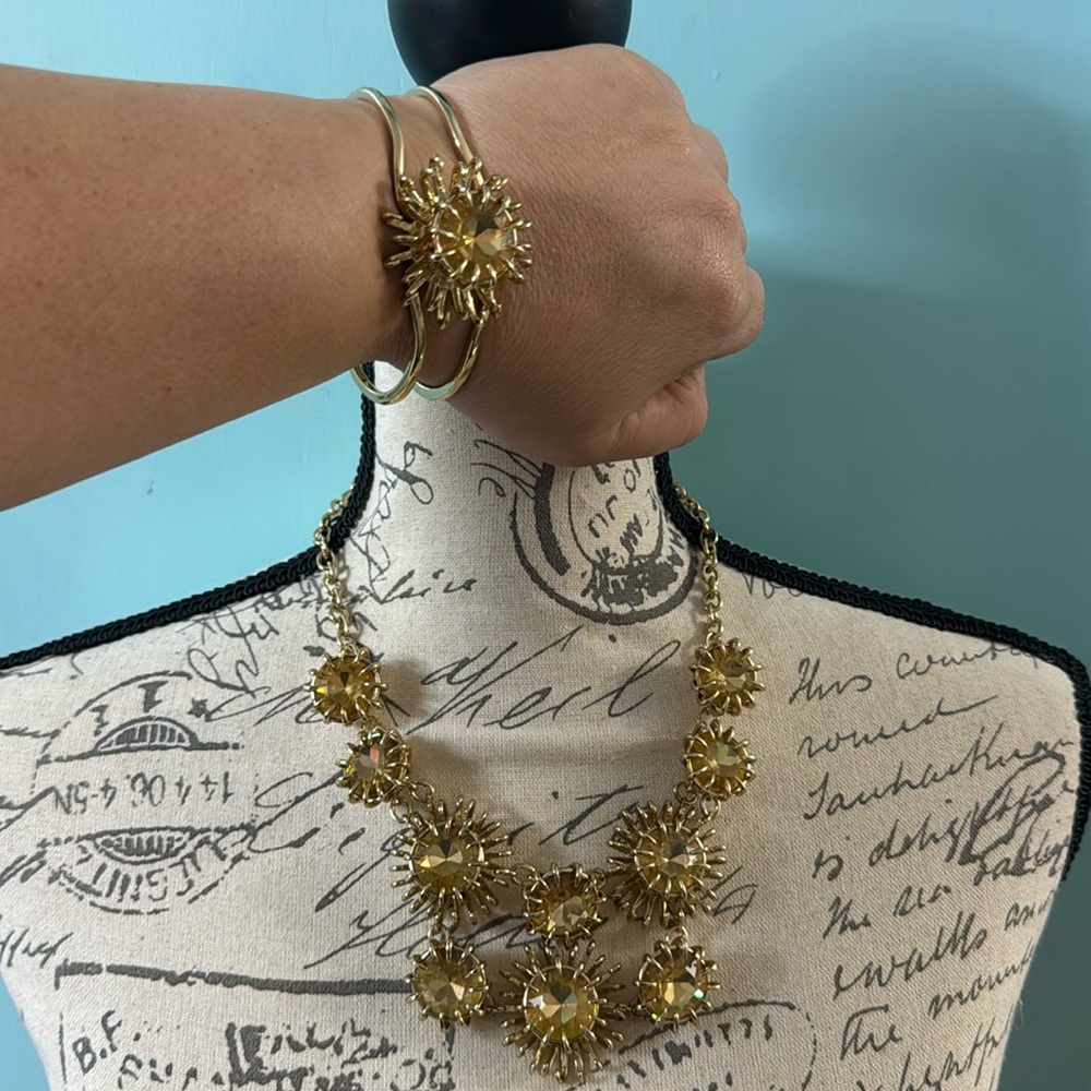 TALBOTS statement necklace and bracelet adjustable length